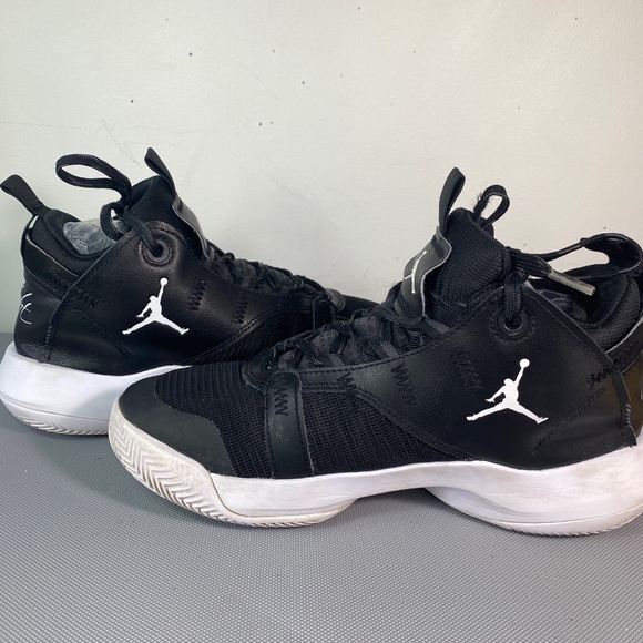 Jordan Flight Systems 2020 Black/White-Electric Green BQ3451-001 Size 6.5Y - Picture 4 of 8